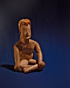 Figura sentada, Cultura Olmeca